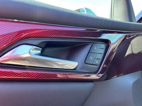 New 2026 Chevrolet Traverse RS w/ LPO, Floor Liner Package FWD image 25