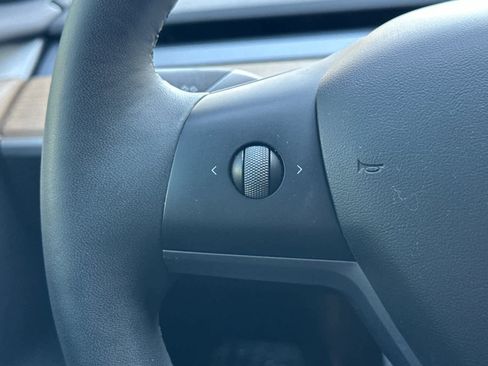 Used 2022 Tesla Model 3 Performance image 25