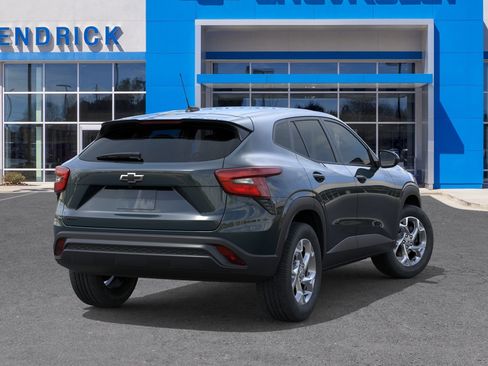 New 2026 Chevrolet Trax LS FWD image 6