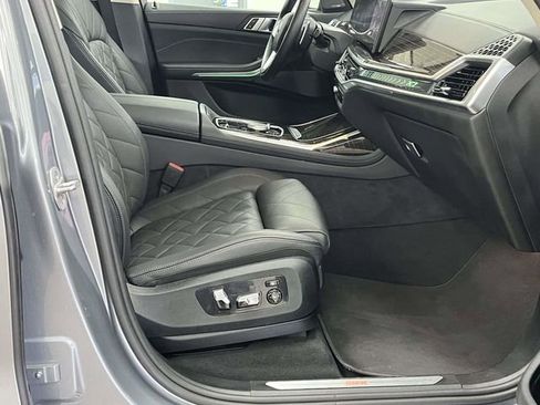 Used 2025 BMW X7 xDrive40i w/ Premium Package AWD/4WD image 34