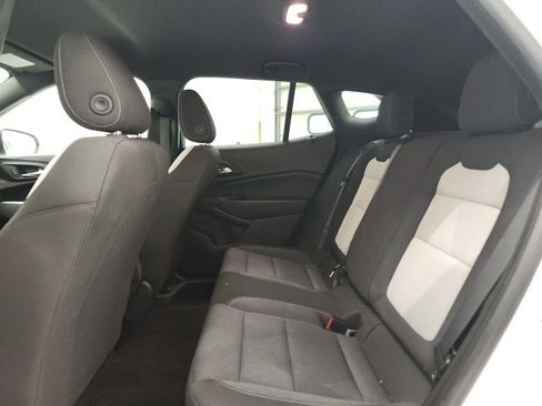 Used 2024 Chevrolet Trax RS w/ Driver Confidence Package image 10