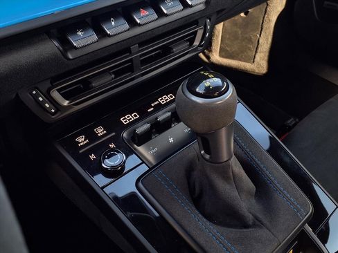 Used 2022 Porsche 911 GT3 image 22