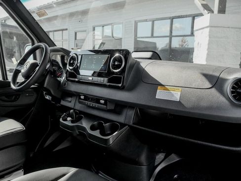 Used 2026 Mercedes-Benz Sprinter 3500 image 19