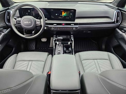 Certified 2025 Kia Sorento SX Prestige w/ Sage Leather Package image 15
