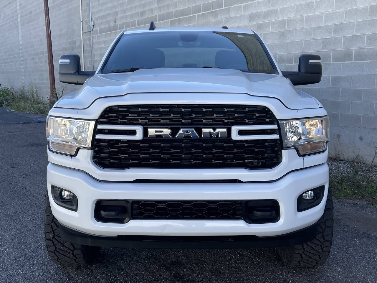 Used 2023 RAM 2500 Big Horn w/ Cold Weather Group AWD/4WD image 17