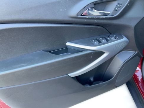 Certified 2024 Chevrolet Trax LS w/ LS Convenience Package image 12