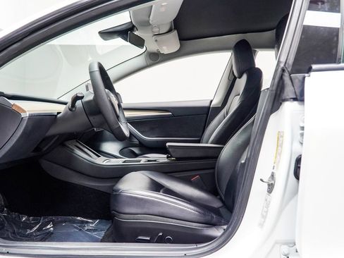 Used 2023 Tesla Model 3 Standard Range RWD image 31