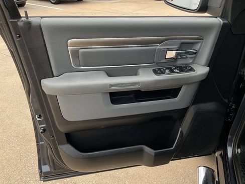 Used 2016 RAM 1500 Lone Star image 13
