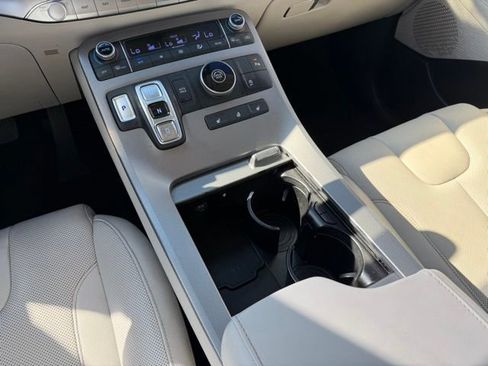 Used 2021 Hyundai Palisade SEL w/ Premium Package image 20