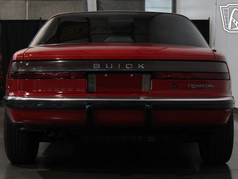 Used 1989 Buick Reatta Coupe image 35