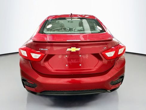 Used 2017 Chevrolet Cruze LT w/ Sun And Sound Package image 7