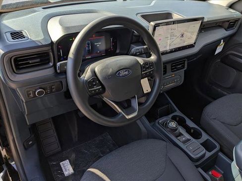 New 2025 Ford Maverick XL image 3