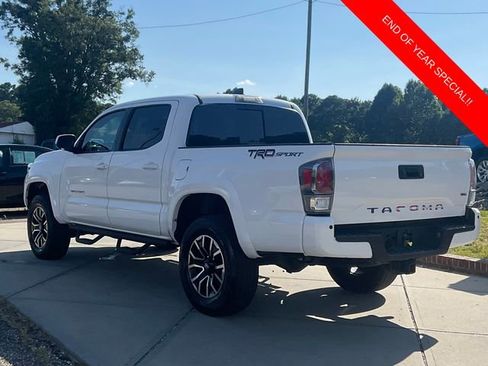 Used 2020 Toyota Tacoma TRD Sport image 5