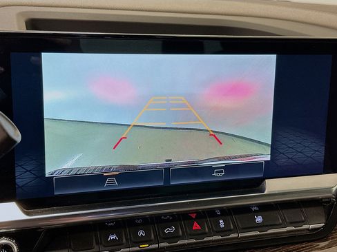 Used 2024 GMC Sierra 1500 SLE image 23