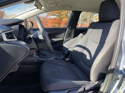 Used 2022 Toyota Corolla LE image 19