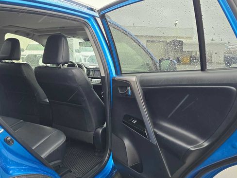 Certified 2017 Toyota RAV4 Limited image 14