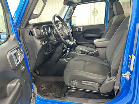 Used 2021 Jeep Wrangler Unlimited Sport image 18