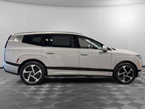 New 2026 Hyundai Ioniq 9 Calligraphy image 8