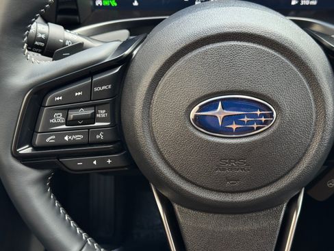 Used 2026 Subaru Outback Touring AWD/4WD image 22