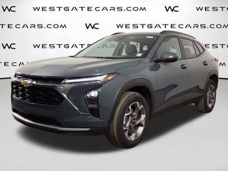 Used 2025 Chevrolet Trax LT w/ LT Convenience Package 360° Tour