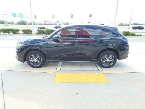 Used 2024 Honda HR-V EX-L image 7