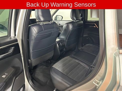 Used 2025 Mitsubishi Outlander SE AWD/4WD image 11