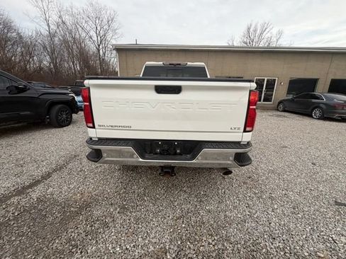 Used 2025 Chevrolet Silverado 2500 LTZ w/ LTZ Plus Package AWD/4WD image 14