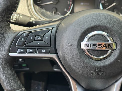 Used 2019 Nissan Rogue SL AWD/4WD image 20