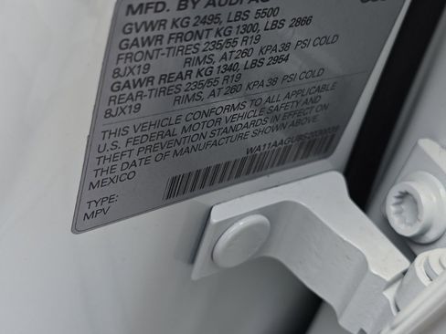 New 2025 Audi Q5 Premium image 27