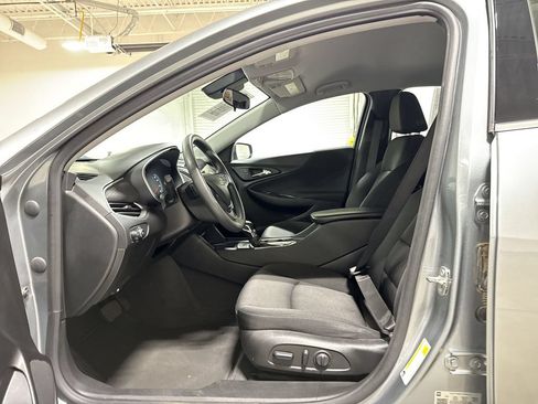 Used 2024 Chevrolet Malibu LT FWD image 19