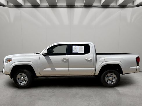 Used 2021 Toyota Tacoma SR w/ SR Convenience Package RWD image 2