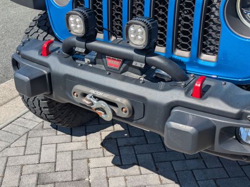 Used 2023 Jeep Gladiator Mojave w/ LED Lighting Group image 13