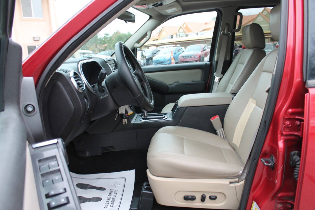 Used 2008 Ford Explorer XLT AWD/4WD image 23