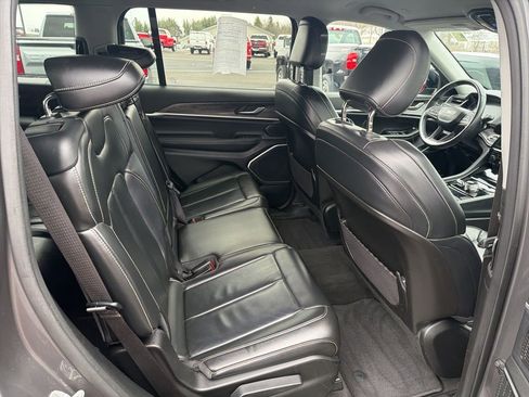 Used 2021 Jeep Grand Cherokee L Limited image 22