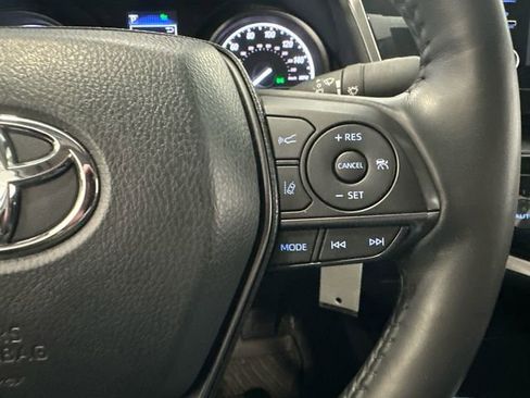 Used 2024 Toyota Camry SE image 23