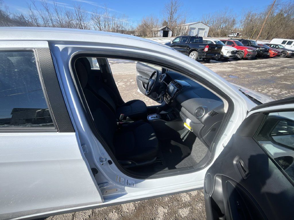 New 2024 Mitsubishi Mirage G4 LE FWD image 23