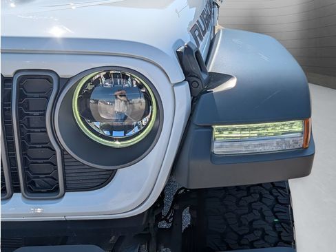 Used 2026 Jeep Wrangler Unlimited Rubicon w/ Safety Group AWD/4WD image 13