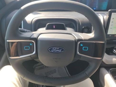 New 2025 Ford Expedition Max Active image 17