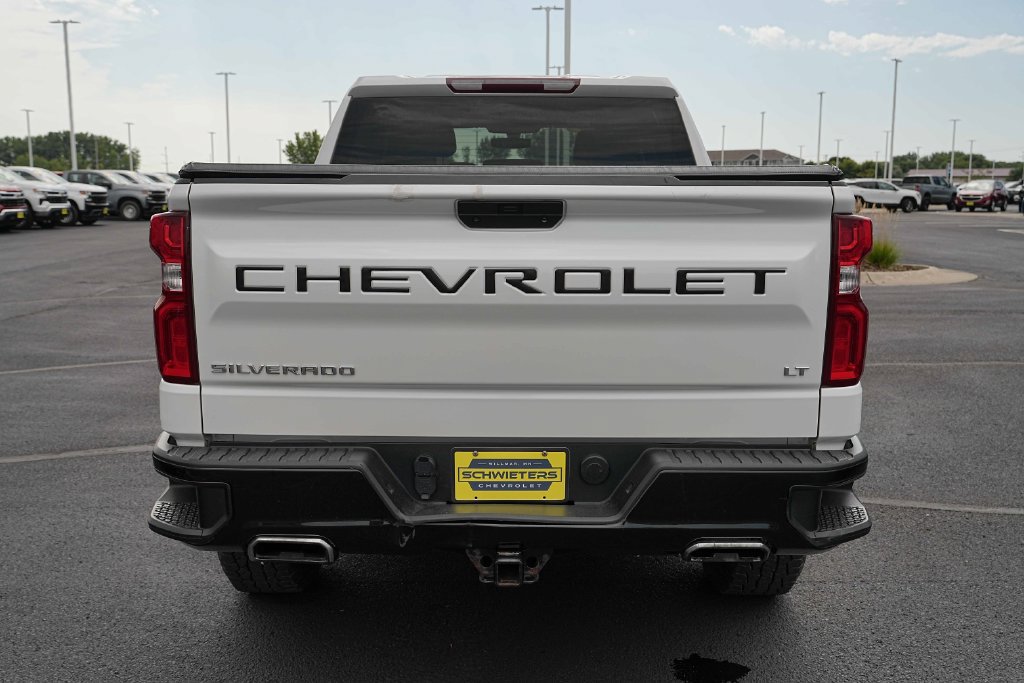 Used 2021 Chevrolet Silverado 1500 LT Trail Boss w/ Bed Protection Package AWD/4WD image 8