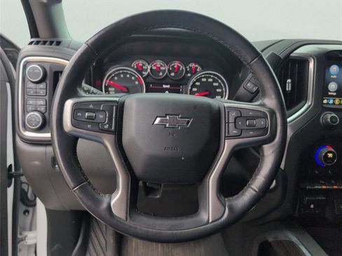 Used 2020 Chevrolet Silverado 1500 RST image 24