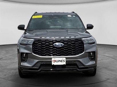 Used 2025 Ford Explorer ST-Line