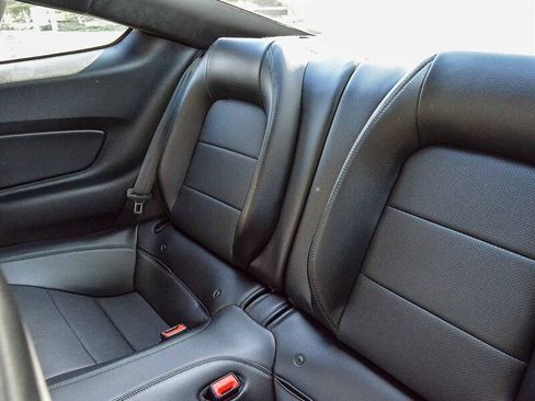 Used 2019 Ford Mustang Bullitt image 31