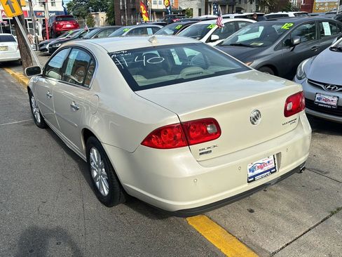 Used 2011 Buick Lucerne CXL w/ Driver Confidence Package image 4