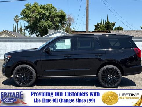New 2026 Ford Expedition Platinum w/ Stealth Performance Package AWD/4WD image 7