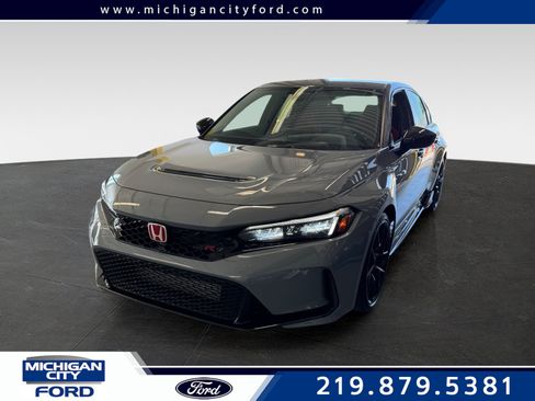 Used 2025 Honda Civic Type R image 1