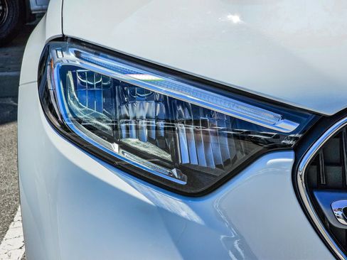 New 2026 Mercedes-Benz GLC 300 4MATIC image 4