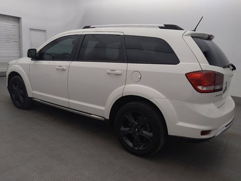 Used 2018 Dodge Journey Crossroad w/ Nav & Sun Group FWD image 3