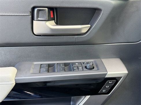 Used 2022 Toyota Tundra Limited image 25