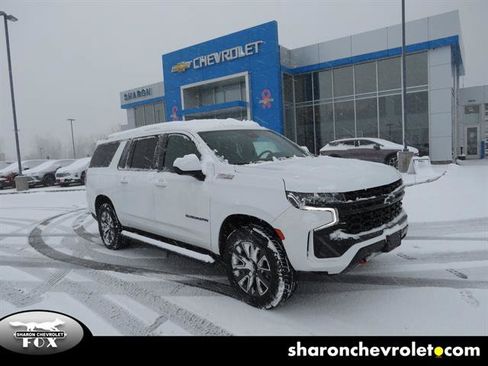 Used 2024 Chevrolet Suburban Z71 image 1