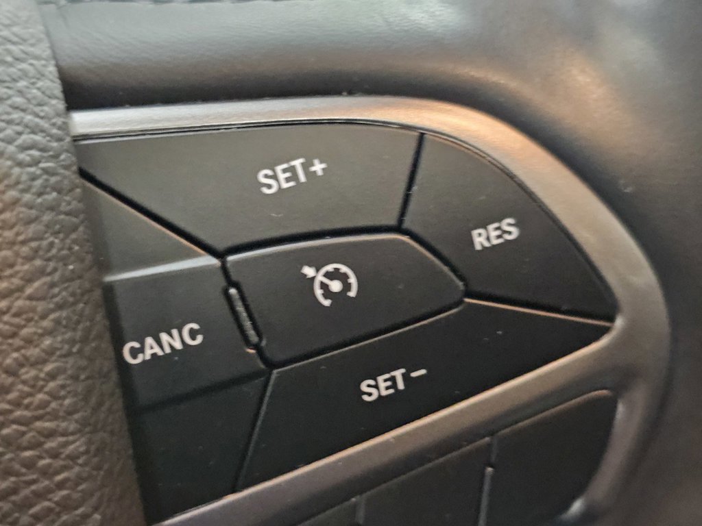 Used 2019 Jeep Grand Cherokee Altitude AWD/4WD image 34